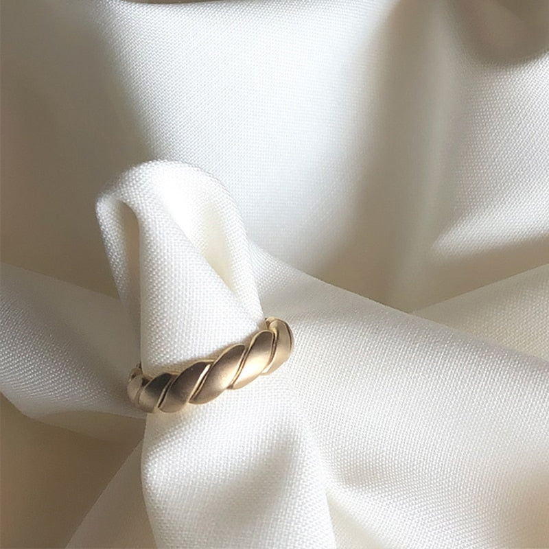 Thick Gold Twisted Rings Matte Color Geometric Rings for Women