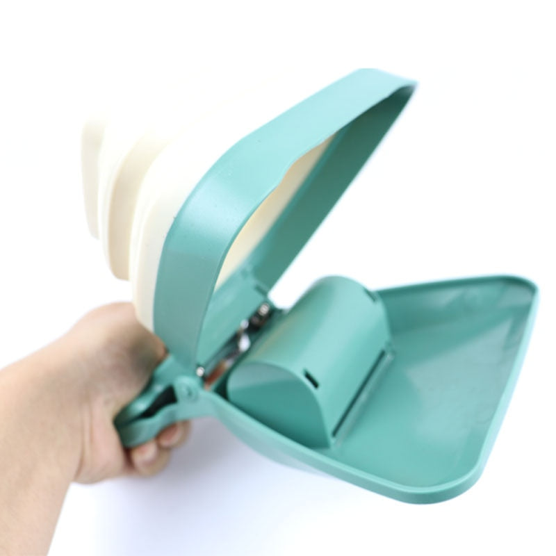 Pet Travel Foldable Pooper Scooper With 1 Roll Decomposable bags